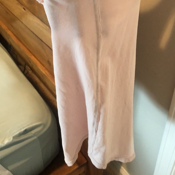 Lululemon tank - Picture 4 of 10